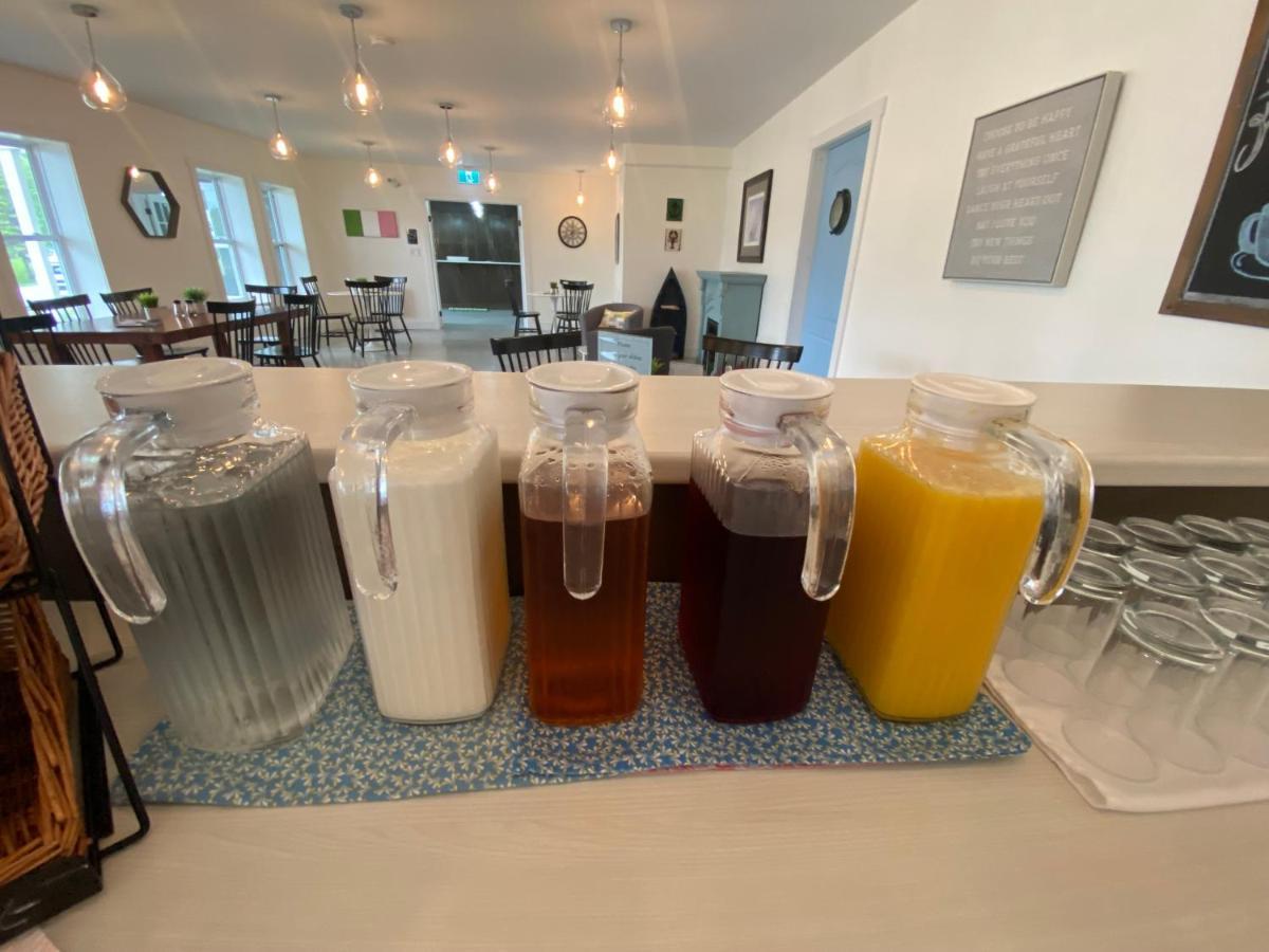 Norris Point The Tides Inn מראה חיצוני תמונה