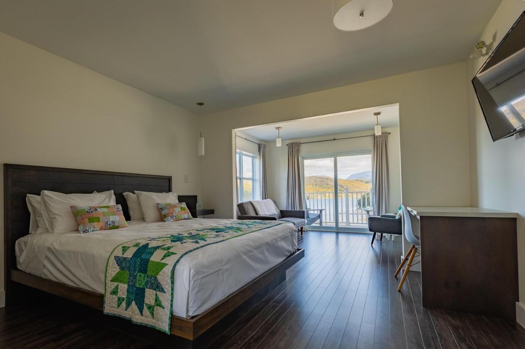 Norris Point The Tides Inn מראה חיצוני תמונה