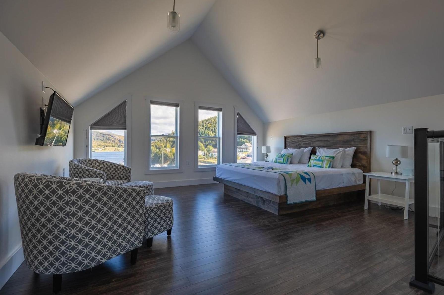 Norris Point The Tides Inn מראה חיצוני תמונה